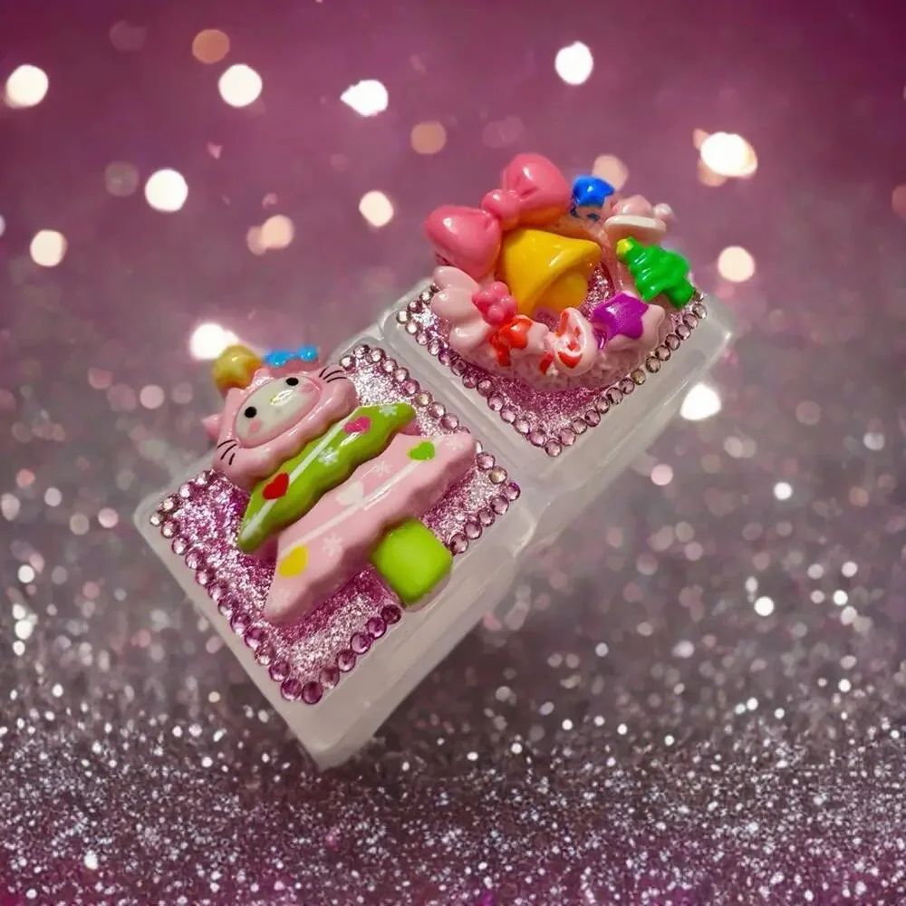 Hello Kitty Pill Box Pink Christmas Handmade Decoden Junk Case Tree Wreath